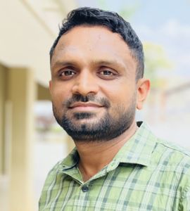 Mr. Siraj Kattupparuthi, Associate Professor