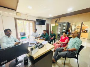 animal house meeting25